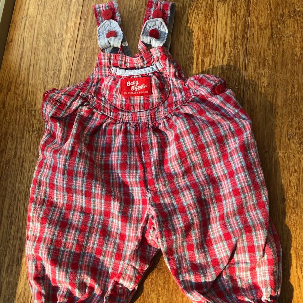 Oshkosh vintage red plaid with a bow